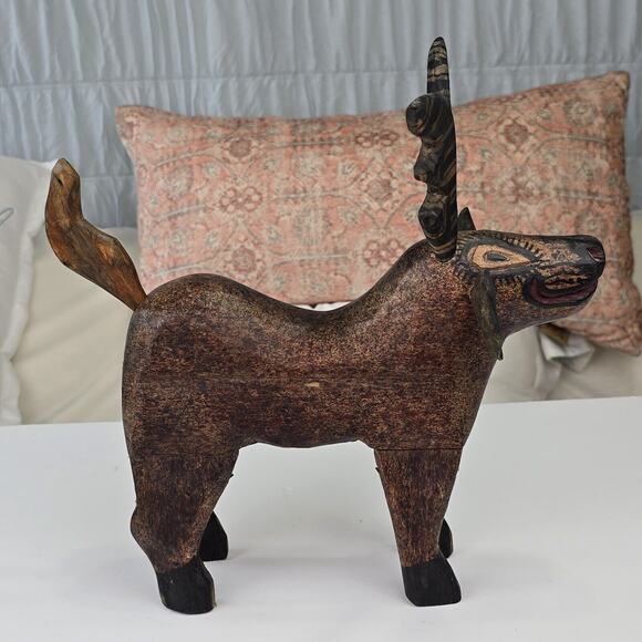 Vintage Hand Carved Wood Folk Art Reindeer Happy Goofy Fun Holidays 11" - Picture 7 of 11